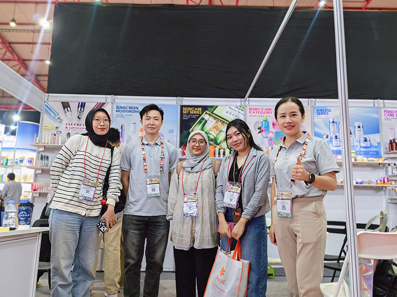 Runk ha concluso con successo la fiera Indonesia Beauty, esplorando nuove opportunità nel mercato globale degli imballaggi cosmetici.